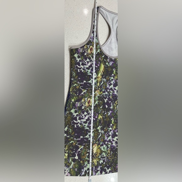 🌟Like New🌟 Lululemon: Women’s Tank Top - Picture 6 of 6